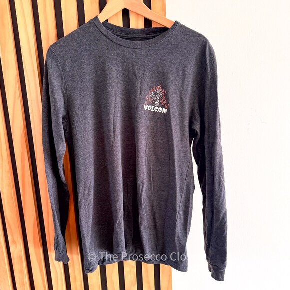 Volcom Men's Long Sleeve Tee Flames Skeleton and Palm Tree (S) - Picture 1 of 4